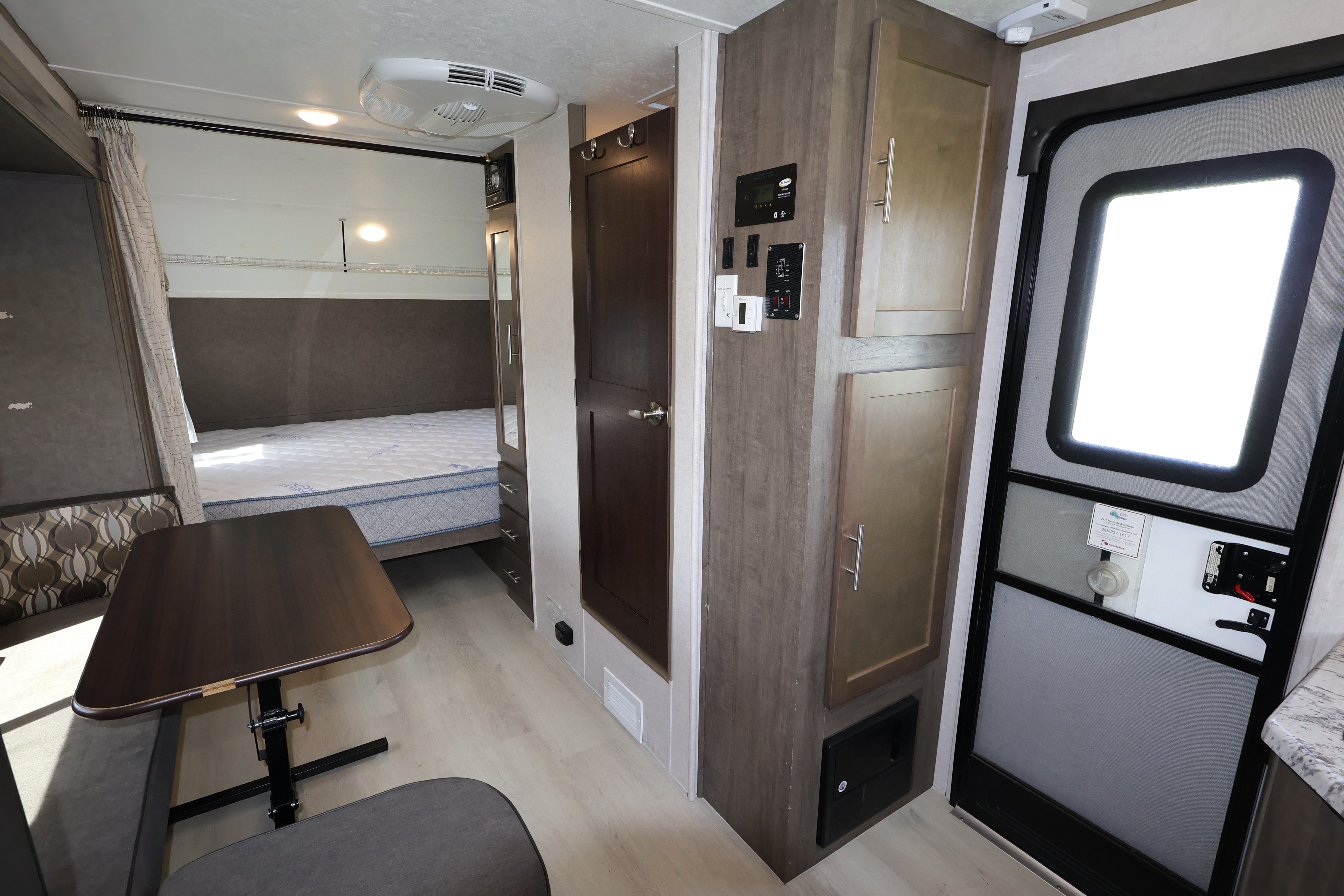 2018 R-POD RP179 by FOREST RIVER | Can-AmRVCentre - RVC Navigator